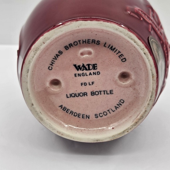 Royal Salute 21 Year Old Blended Scotch Whisky Red Ceramic Bottle Only - Picture 8 of 12